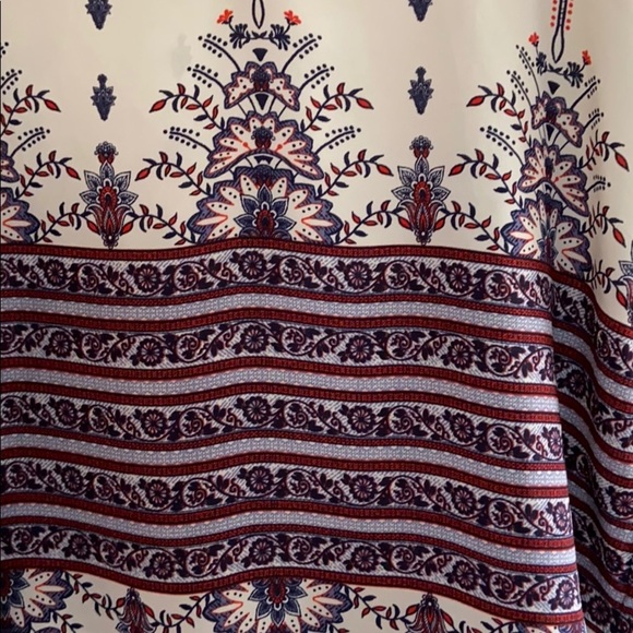 XHILARATION Multi Print Hi Low Top - Picture 3 of 8